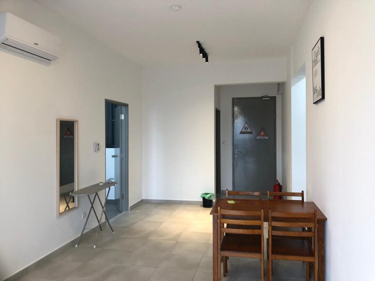 Sandakan Homestay Sea-Forest View Apartment 2R2B 海森雙景公寓 Kültér fotó